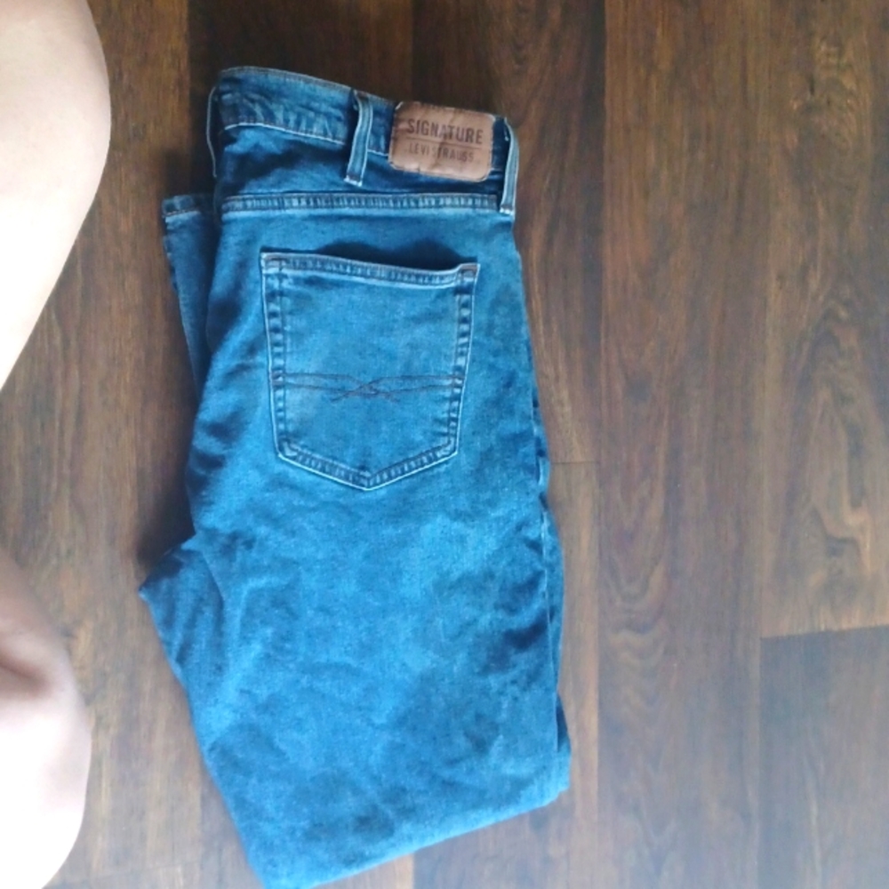 Jeans by levi . They are a light and dark blue